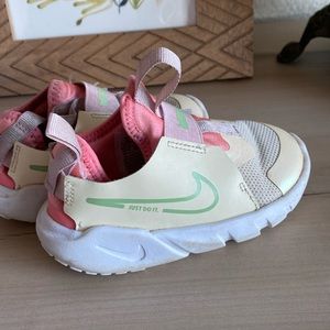 Nike toddler flex runner 2